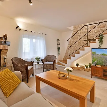 Holiday home House With A Parking Space Radmani, - 26954 Porec