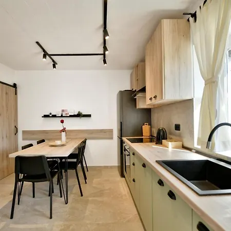 Holiday home House With A Parking Space Radmani, - 26954